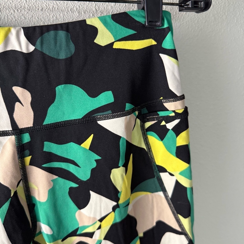 Sweaty Betty Power 7/8 Workout Leggings Green Camo Figure Casual Women’s 8-10 - Picture 5 of 11